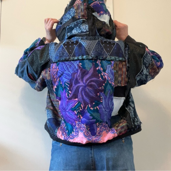 Upcycled Hoodie Sweatshirt Jacket Patchwork Fabric Scraps Frayed Apocalyptic - Picture 7 of 14
